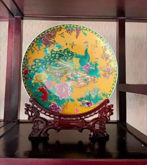 实体搬仓 便宜出金色孔雀挂盘摆件 客厅办公...