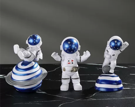 【全新包邮】太空人北欧创意宇航员小摆件汽车...