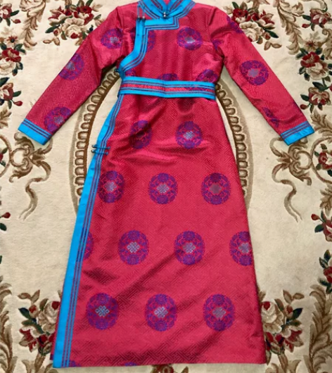 蒙古袍女款 全新 气质日常款袍 款式非常好...