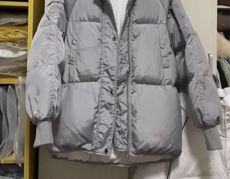 唐狮灰色羽绒服面包服 如图,唐狮家的,填充...