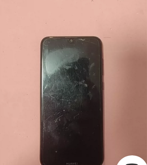 华为畅享9     没有任何问题，电池正常...