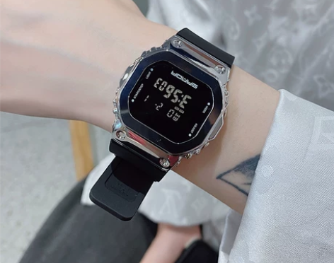 运动电子手表女款高级感小众设计初高中学生情...