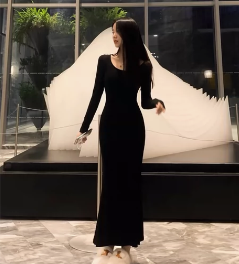 春秋季修身长袖长裙性感纯欲紧身显瘦包臀莫代...