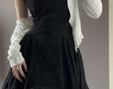 三四三四法式抹胸花苞收腰A字连体裙显瘦宽松...