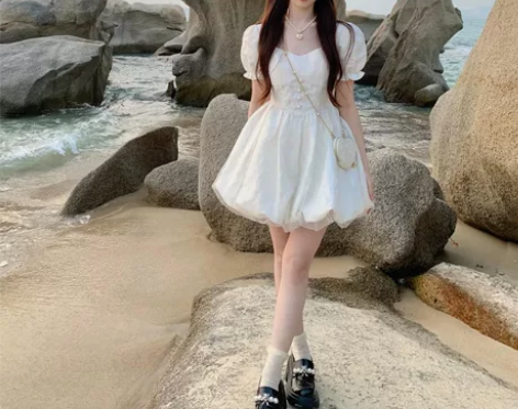 法式甜辣小众高级网纱拼接泡泡袖连衣裙女学生...
