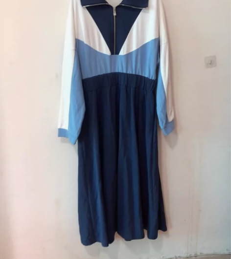 全新连衣裙女2023春季新款运动风休闲撞色...