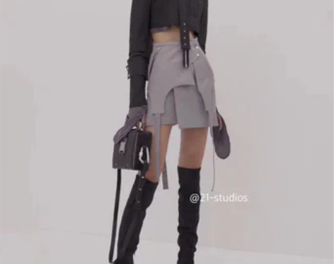 he超酷机能风分层上衣+半裙一套（带bia...