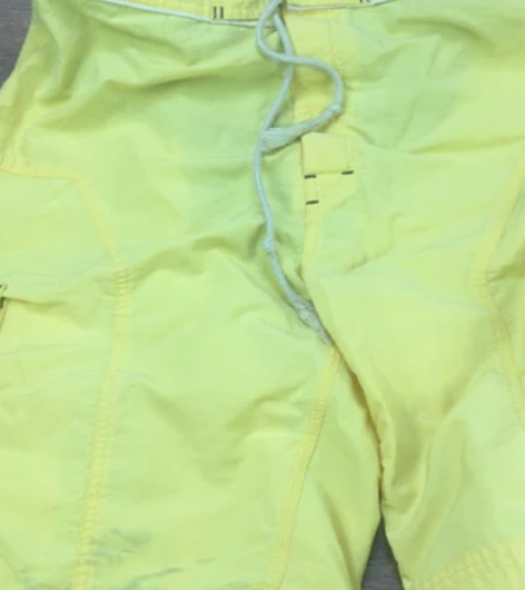 诺帝卡NAUTICA休闲短裤 新的 薄款休...