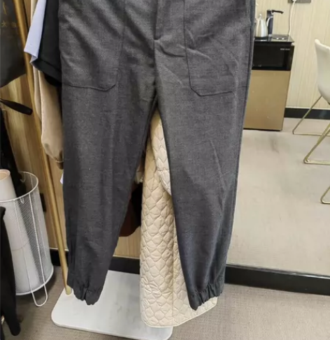 ZARA深灰色休闲裤 专柜购买 几乎全新 ...