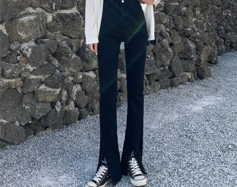 【年货价】黑色高腰前开叉微喇牛仔裤女新款垂...