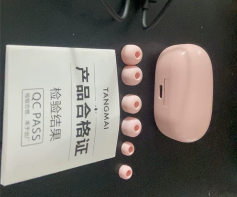 唐麦w0耳机仓正品，在狗头东网购的。出售耳...