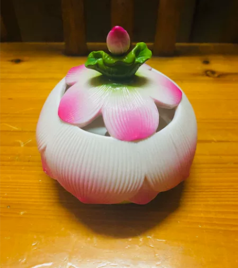 造趣莲花陶瓷檀香炉，现特价出了48包邮。 ...