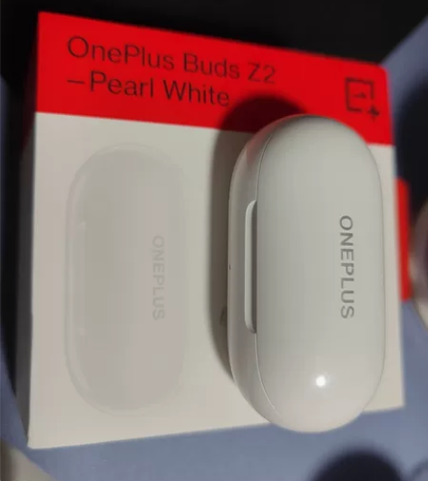 一加耳机Z2 买了不久用了几次掉了右耳 一...