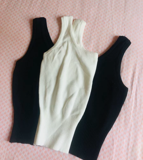 两件针织吊带背心 全新没穿过 125斤以内...
