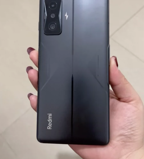 小米红米k50电竞版，配置12G运行，25...