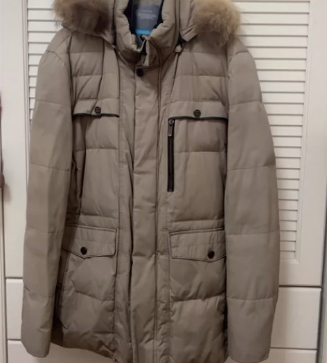 海澜之家男士中长款羽绒服 感兴趣的话点“我...