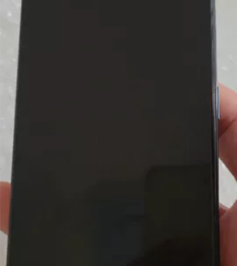 opporeno 配置8+256之前换过屏...
