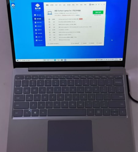 微软Surface Laptop Go2第...