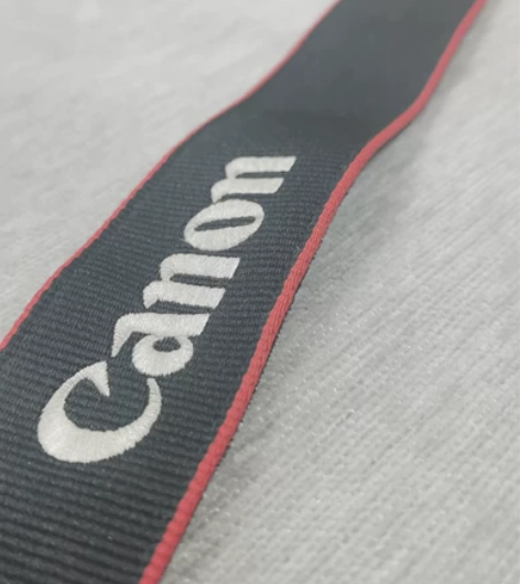 佳能单反肩带， 原来自己550D的。 10...