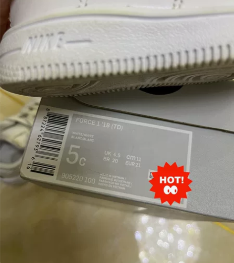 nike耐克空军一号幼童款，专柜购入，21...