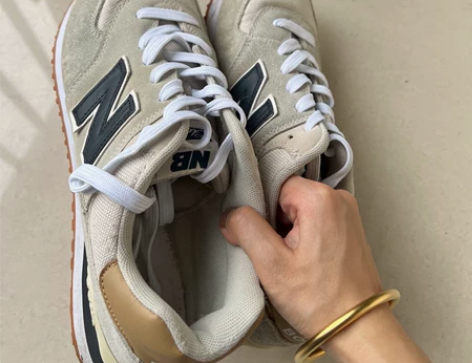 纽百伦运动鞋。老公鞋子太多大部分闲置。太占...