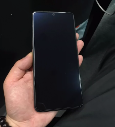 自用一个多月红米K60 12+256版本，...