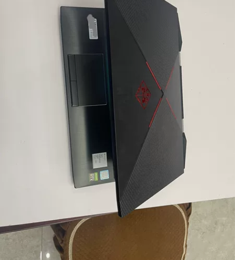 暗影精灵5高配RTX2060独显，配置i5...
