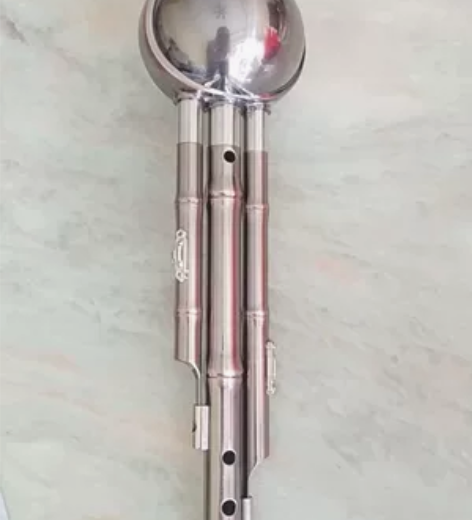 云南葫芦丝99新,孩子转学了,新学校用不上...