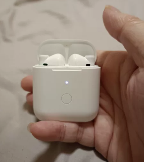 QCY T8S无线蓝牙耳机，耳机双耳都在功...