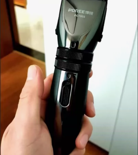 【包邮，全新没用过】飞科博锐剃发理发器充电...