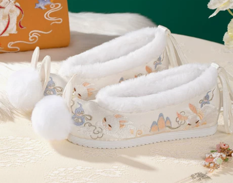 岚悦榆冬季加绒古风汉服鞋子女配古装内增高重...