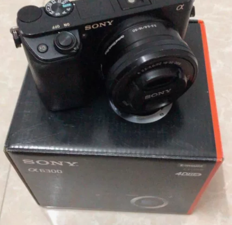 全新索尼a6300微单数码相机。 单机身不...