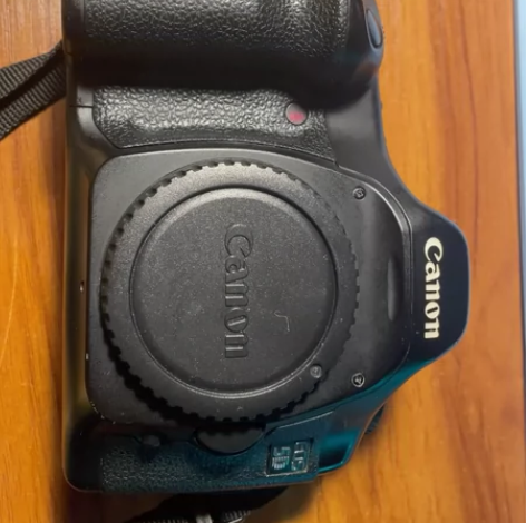 佳能5d 镜头有缺角但是不影响成像 全画幅...