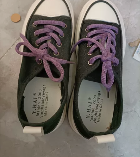 全新大码40码帆布鞋，便宜出！ 感兴趣的话...