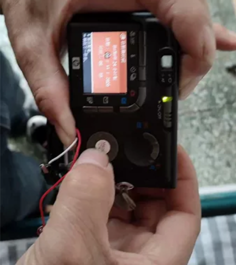 惠普R707相机一台。今天淘来的。没电池。...