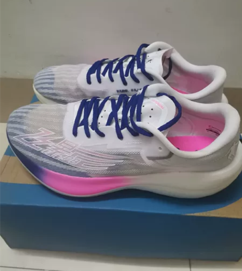 乔丹飞影Pb2.0碳板跑鞋，9.9新，无原...