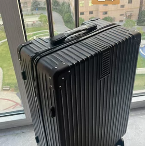 26寸85包邮！全新二手拉杆行李箱便宜出，...