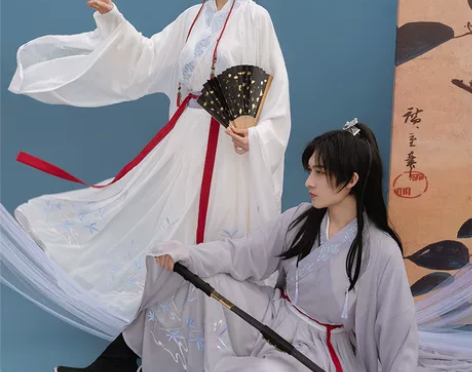 正版如意汉服，有吊牌，男装白色s码 感兴趣...