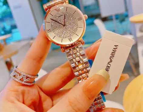 阿玛妮官方旗舰店满天星手表女士2021年新...