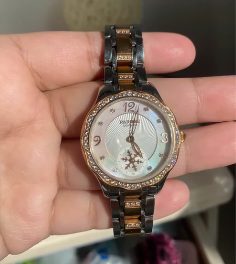 雷诺手表女水钻贝母石英钢带防水女表雪花秒针...