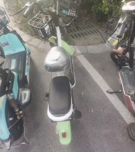 电车，飞鸽，9成新，700，可能还得等一个...