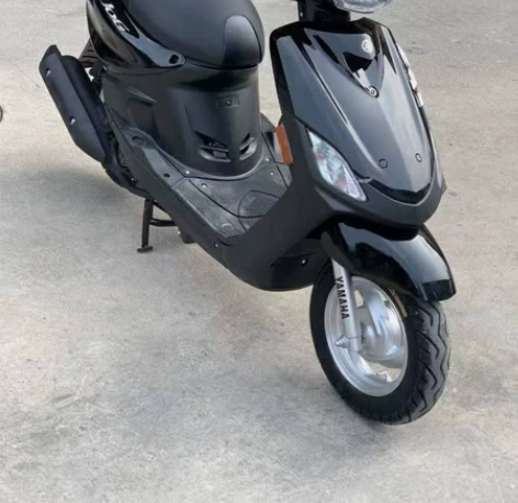 雅马哈巧格100cc 二手踏板摩托车  9...