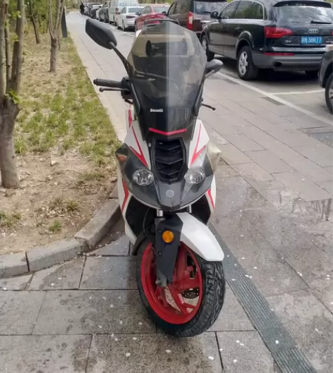 换大排出新手练手摩托,贝纳利刃150,17...