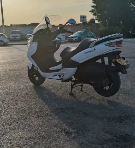 特价:1999 新到望江铃木大踏板150，...