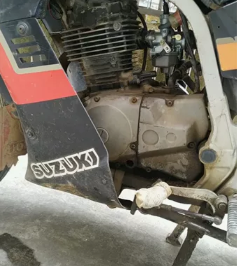 铃木王中王摩托车！全车原装进口！状态良好！...