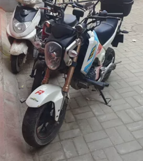 联统牌150狒狒摩托车，保险验车到9月中旬...