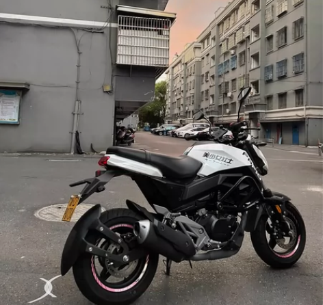 21春风狒狒摩托车，二手，原色黄色，800...