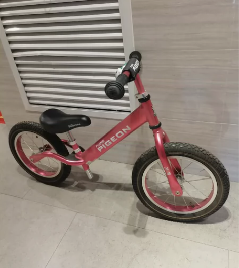 飞鸽平衡车，14寸，9成新。 感兴趣的话点...