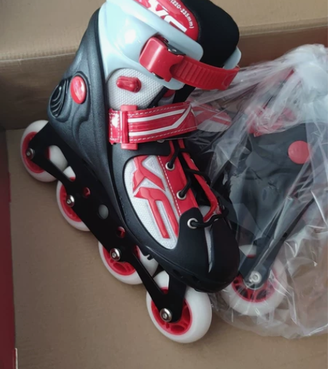 轮滑店不干了，32-37码初学平花轮滑鞋鞋...