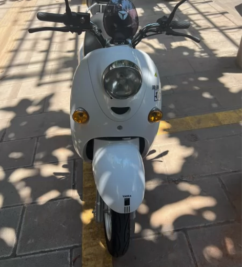 3909公里呢雅迪小龟王电动车基本闲置车库...